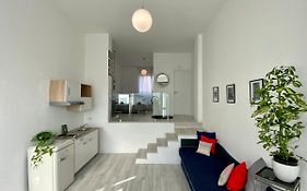 Scalabrini Loft