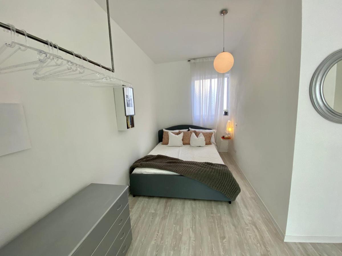 Villa Scalabrini Loft à Côme Extérieur photo